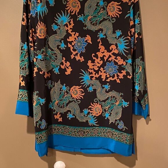 Diane Von Furstenberg 100% Silk Blouse Shirt Size Medium - Picture 6 of 12